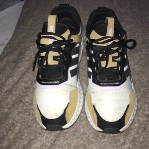 Adidas running shoes in great condition for men